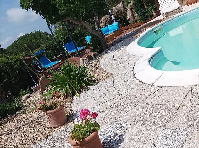 Con Piscina Privata! Bed & Breakfast 3*